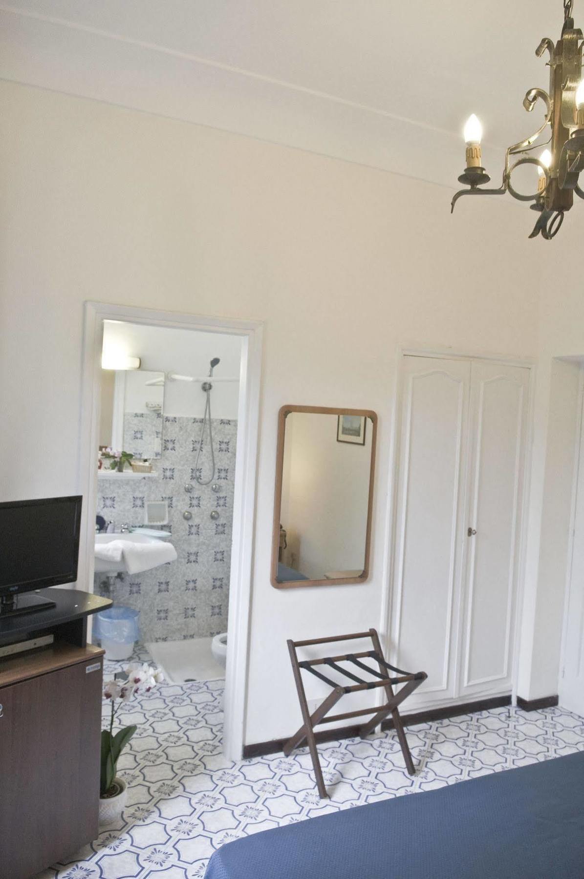 Sarah Hotel Capri